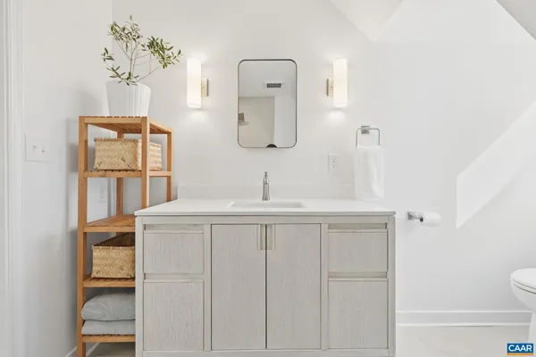 $1,195,000 | 2404 Pine Garth Run, Charlottesville, VA 22901