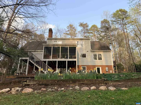 $1,195,000 | 2404 Pine Garth Run, Charlottesville, VA 22901