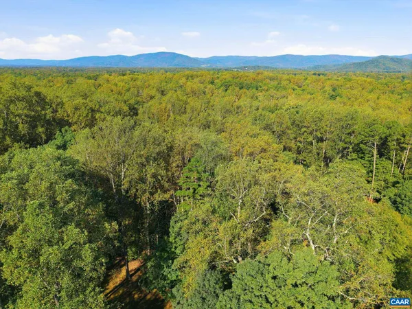 $1,195,000 | 2404 Pine Garth Run, Charlottesville, VA 22901