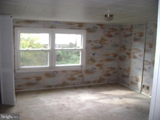 506 Meadow Road Baltimore, MD 21206 - Photo 5 of 10 a view of room with window