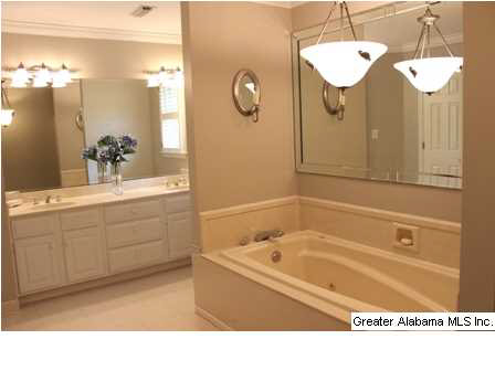2556 Magnolia Place Birmingham, AL 35242 - Photo 13 of 22