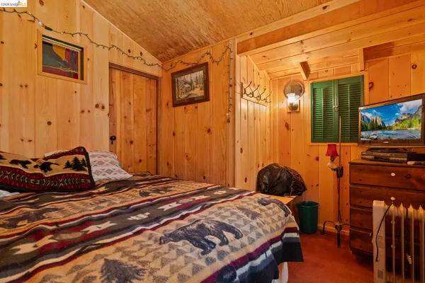 $560,000 | 229 Sugarpine, Pinecrest, CA 95364