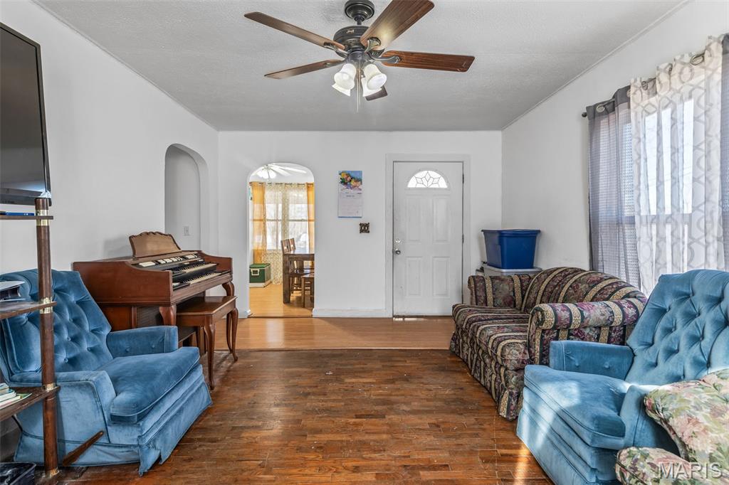 910 High Street Fredericktown, MO 63645 - Photo 5 of 29