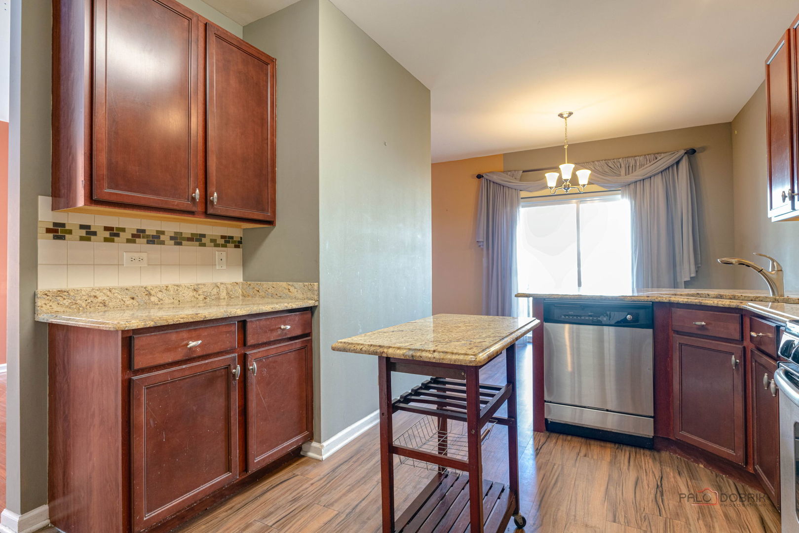 532 South Jade Lane Round Lake, IL 60073 - Photo 9 of 34