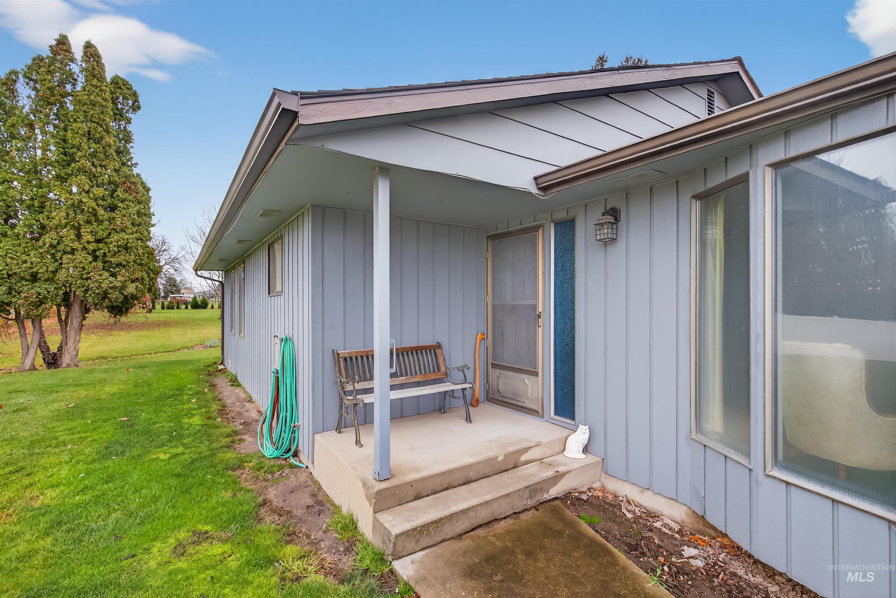 2104 Grelle Avenue Lewiston, ID 83501 - Photo 5 of 44