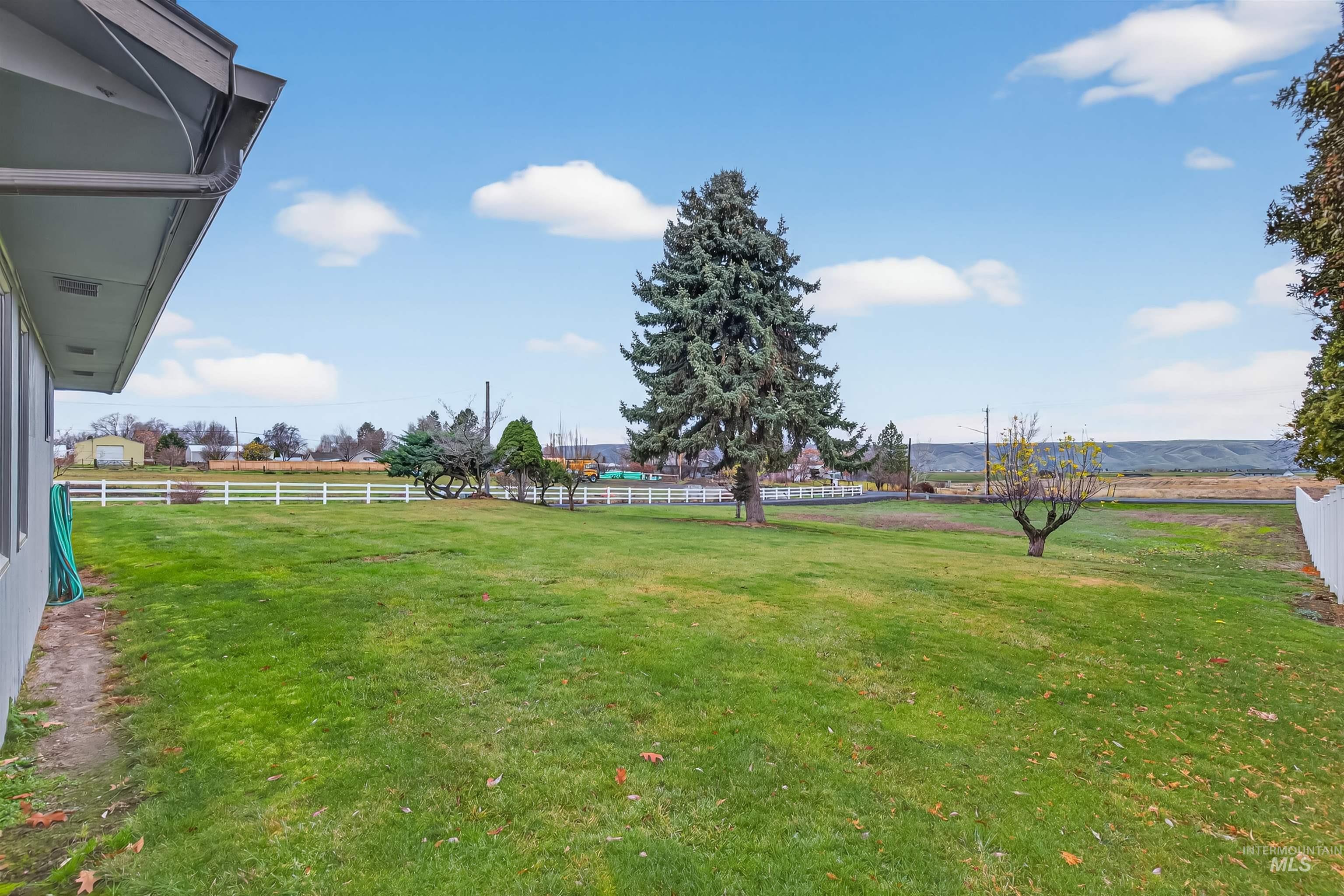 2104 Grelle Avenue Lewiston, ID 83501 - Photo 8 of 44