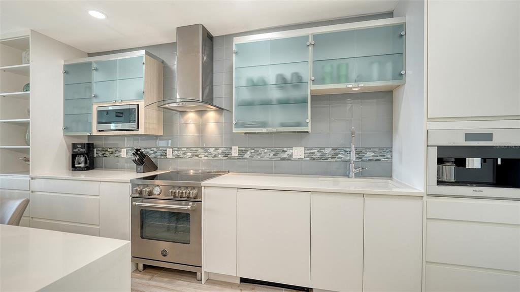 1932 Harbourside Drive, Unit 244 Longboat Key, FL 34228 - Photo 17 of 64