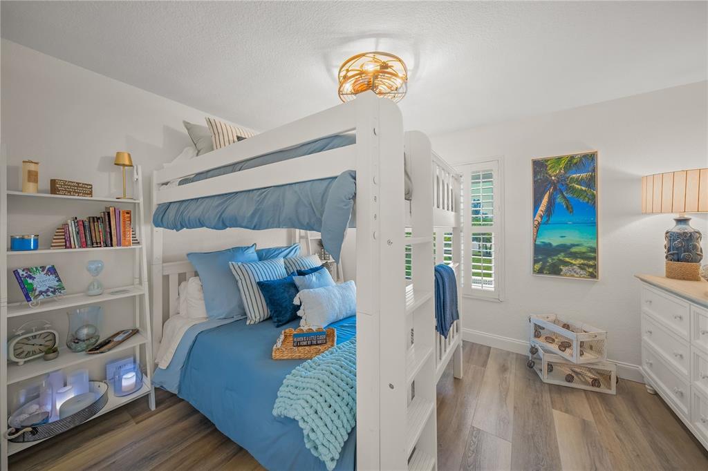 791 Broadway Street Longboat Key, FL 34228 - Photo 19 of 59