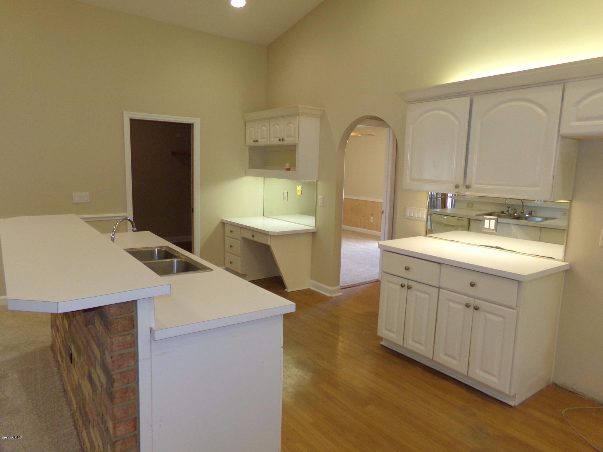 2527 Simon Road Melbourne, FL 32904 - Photo 3 of 27 Kitchen alternate view