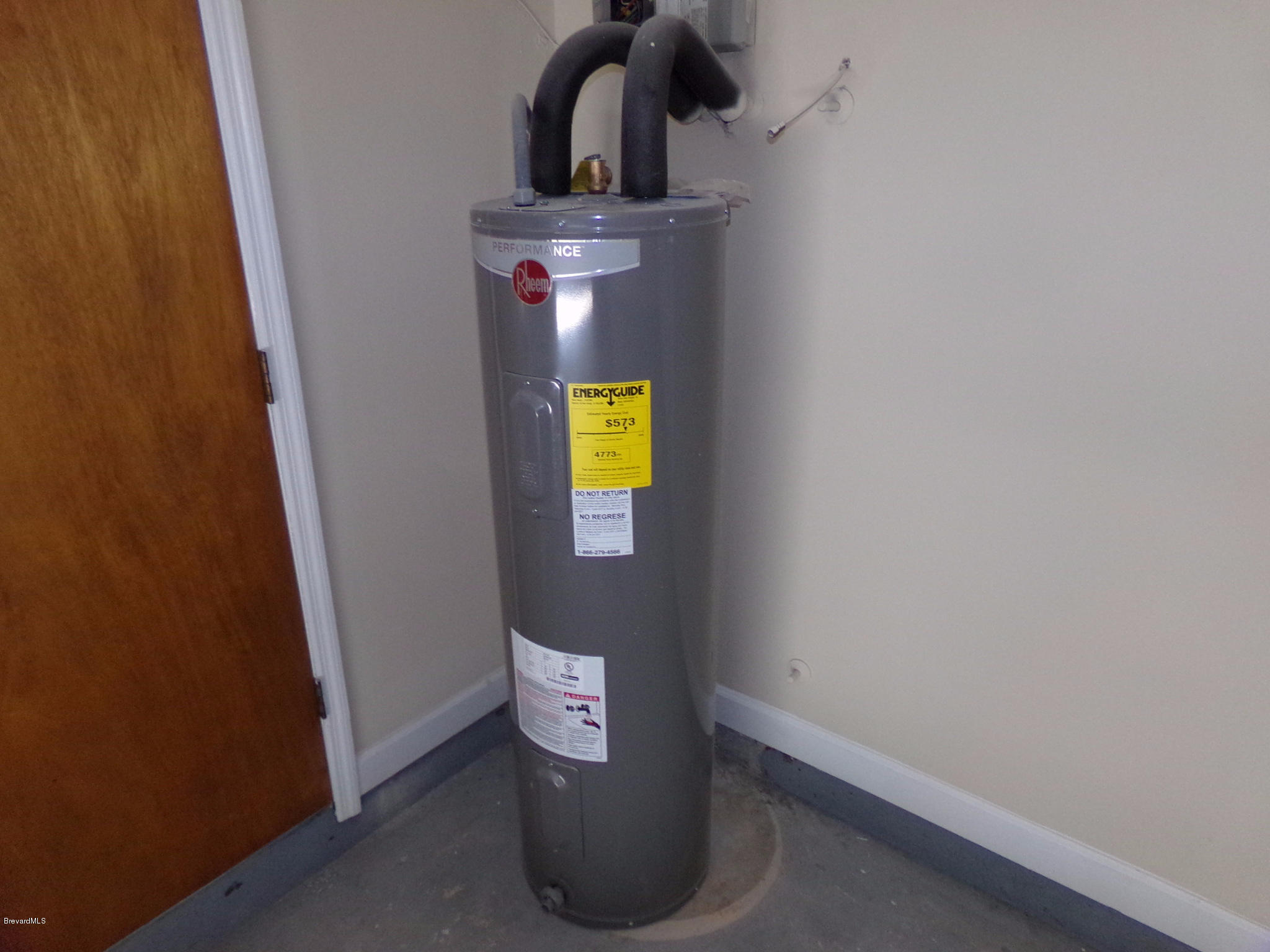 2527 Simon Road Melbourne, FL 32904 - Photo 25 of 27 New water heater!