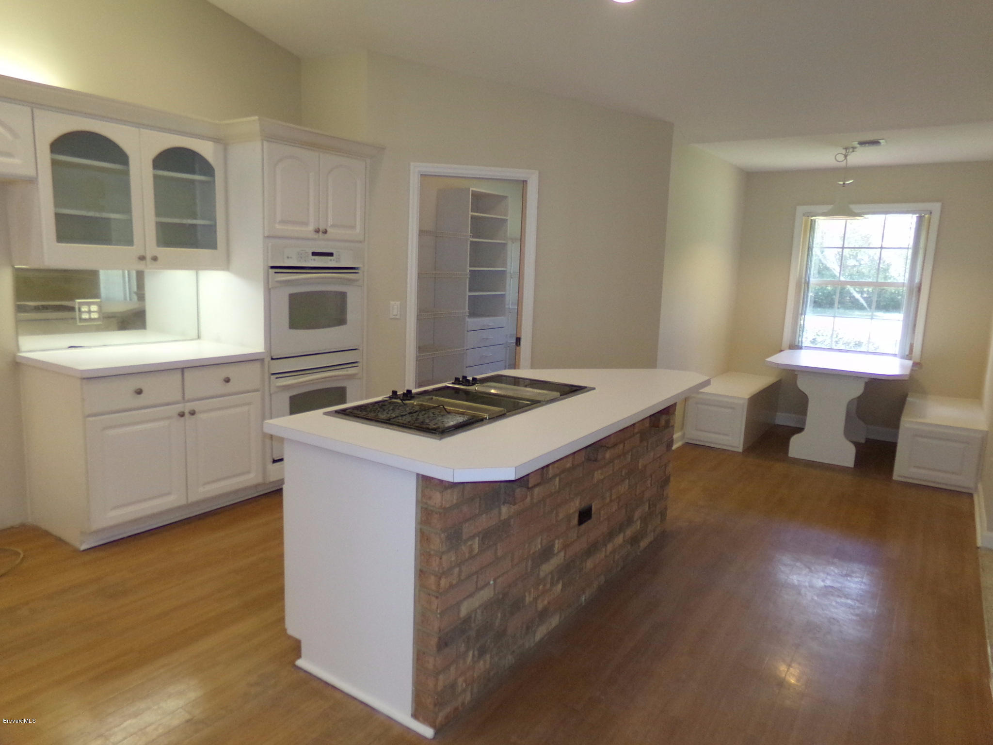 2527 Simon Road Melbourne, FL 32904 - Photo 4 of 27 Kitchen alternate view