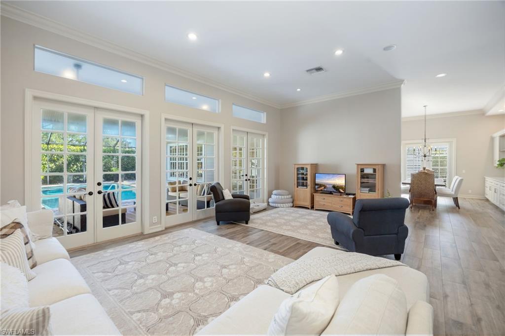 8137 Ronda Court Naples, FL 34109 - Photo 5 of 35 Gallery Image 5