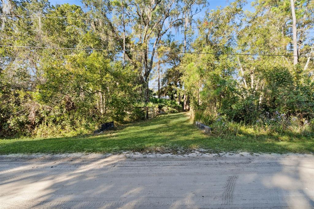 Brigham Loop Geneva, FL 32732 - Photo 7 of 48 Gallery Image 7