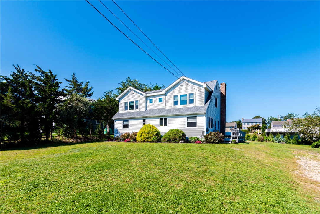 26 Clifford Drive Westerly, RI 02891 - Photo 2 of 42