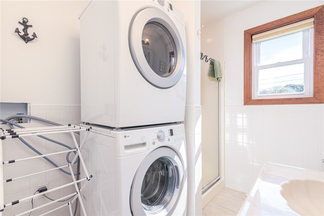 26 Clifford Drive Westerly, RI 02891 - Photo 21 of 42