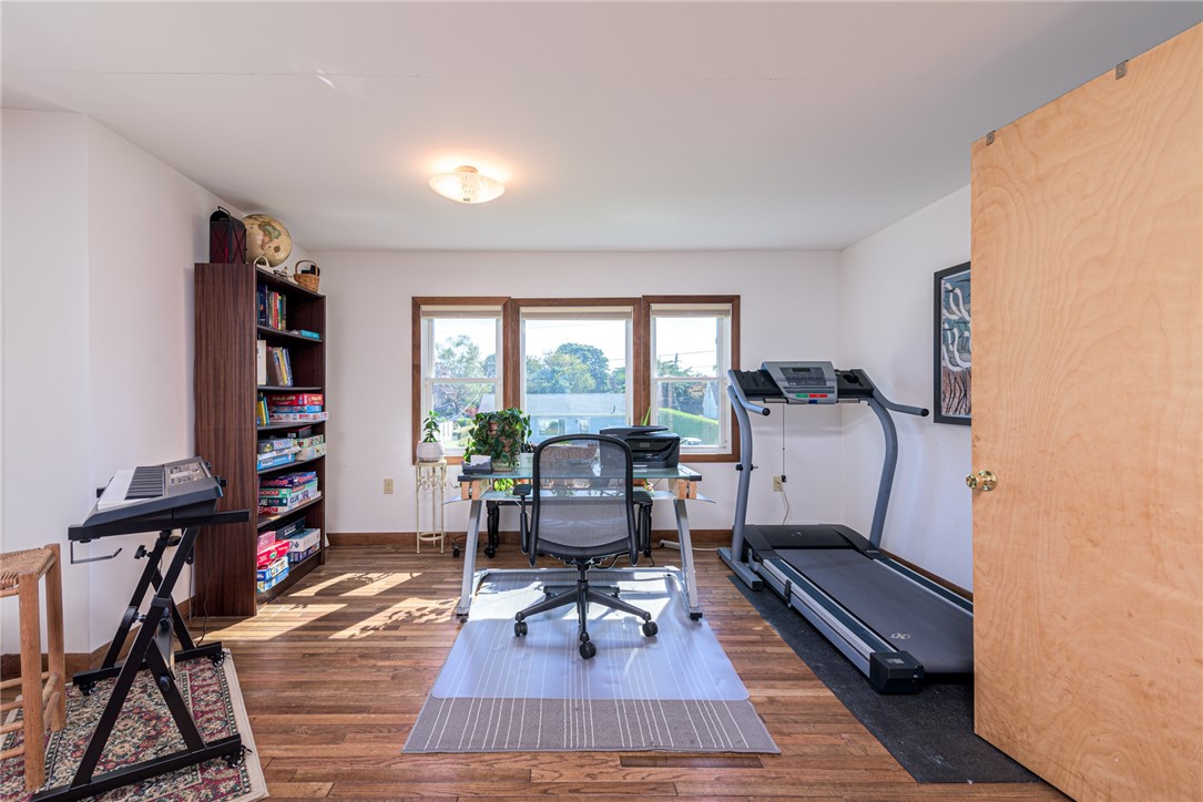 26 Clifford Drive Westerly, RI 02891 - Photo 30 of 42