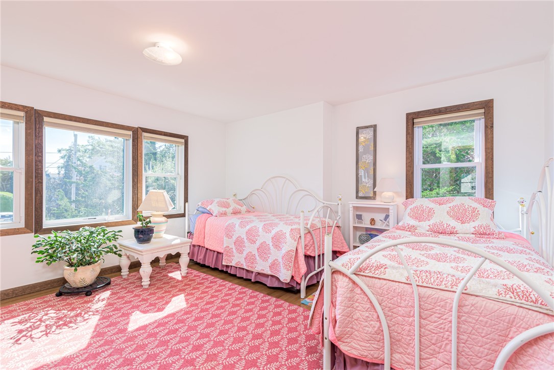 26 Clifford Drive Westerly, RI 02891 - Photo 35 of 42