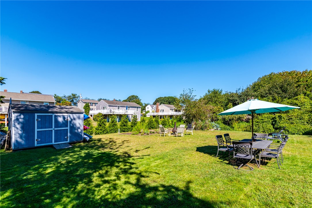 26 Clifford Drive Westerly, RI 02891 - Photo 6 of 42