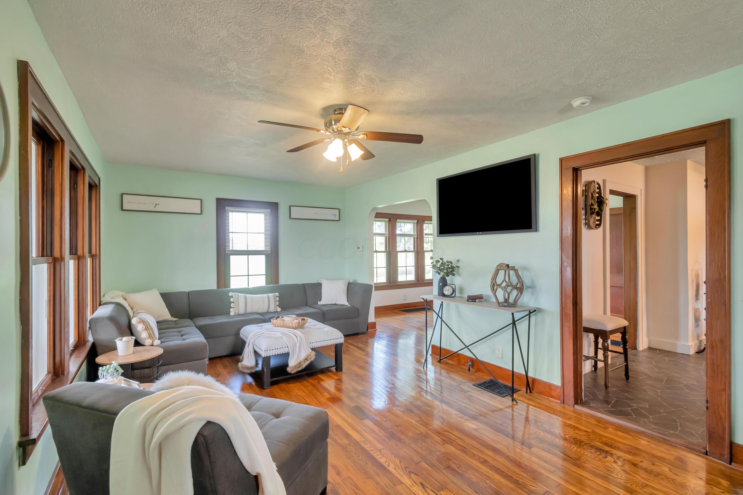5232 Seiter Road Marion, OH 43302 - Photo 8 of 41 F8_5232_Seiter_003