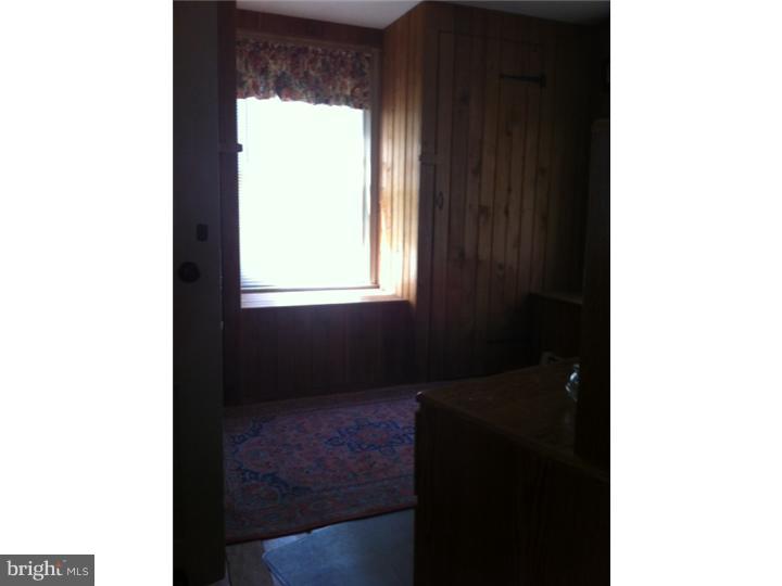 816 Pughtown Road Spring City, PA 19475 - Photo 16 of 24 Office / Study