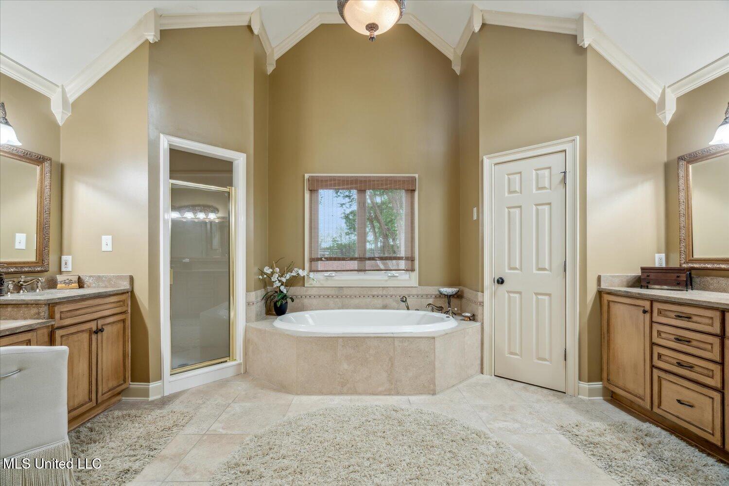 7300 Davidson Road Olive Branch, MS 38654 - Photo 23 of 55 Primary Bath with Separate Vanities
