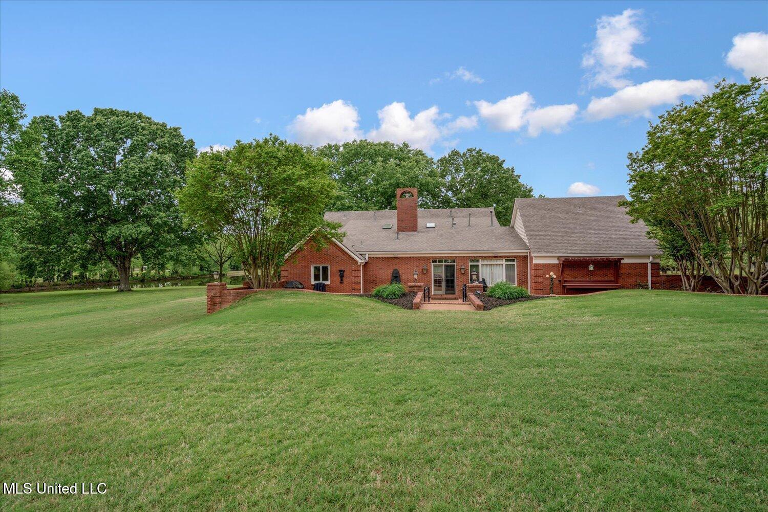 7300 Davidson Road Olive Branch, MS 38654 - Photo 33 of 55 Rear of Home