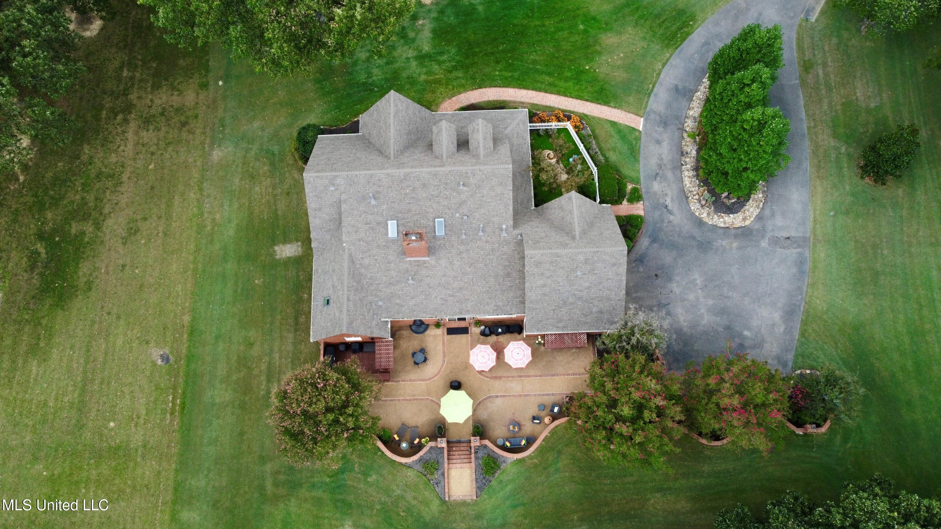 7300 Davidson Road Olive Branch, MS 38654 - Photo 36 of 55 Aerial View of House