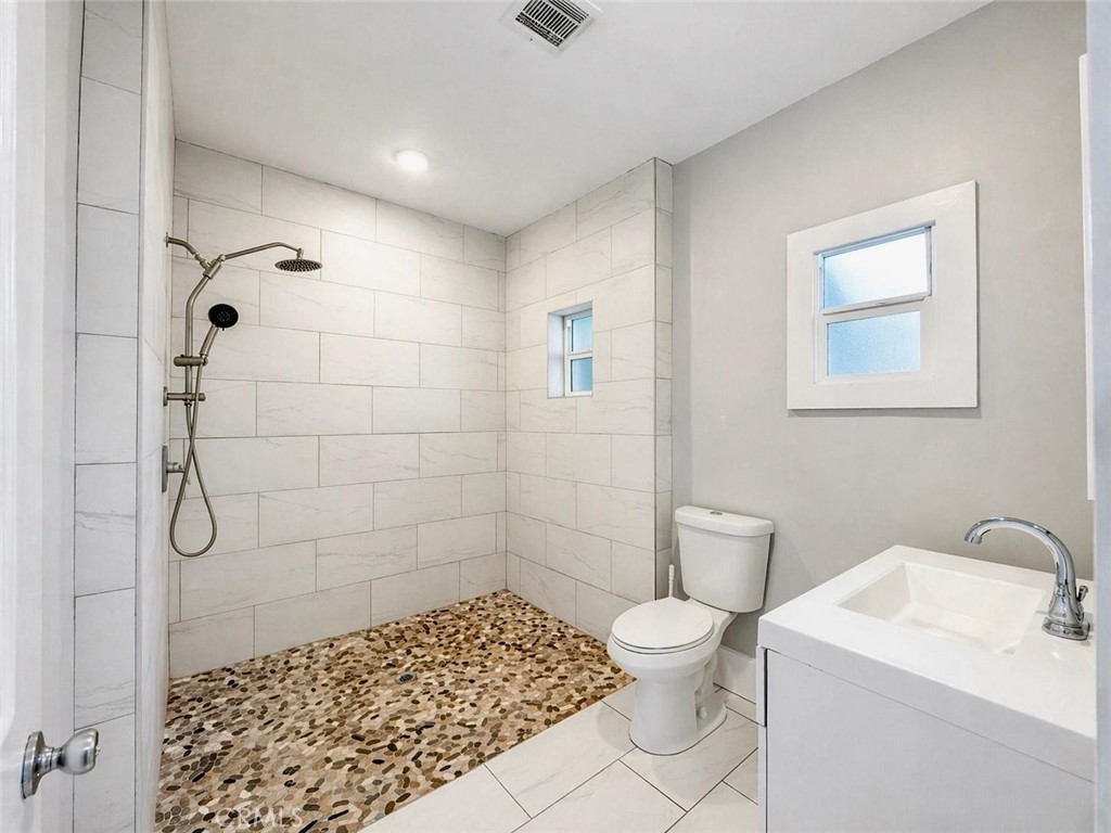 2942 Denton Street Riverside, CA 92507 - Photo 11 of 19