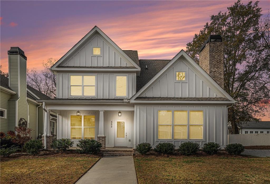 352 Davis Street Monroe, GA 30655 - Photo 5 of 32 Gallery Image 5