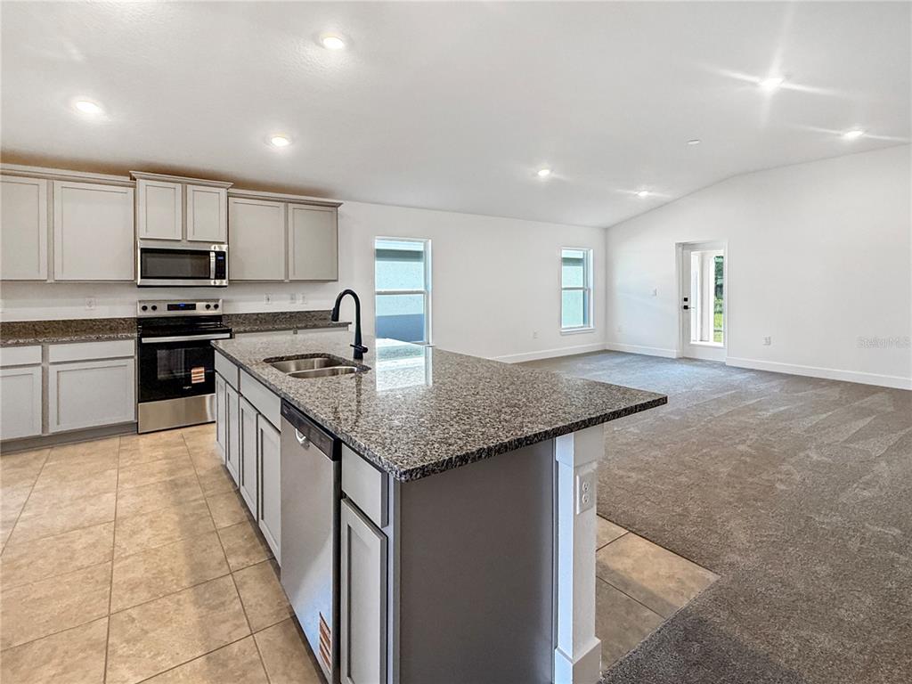 7584 Bent Tree Loop St. Cloud, FL 34773 - Photo 5 of 13