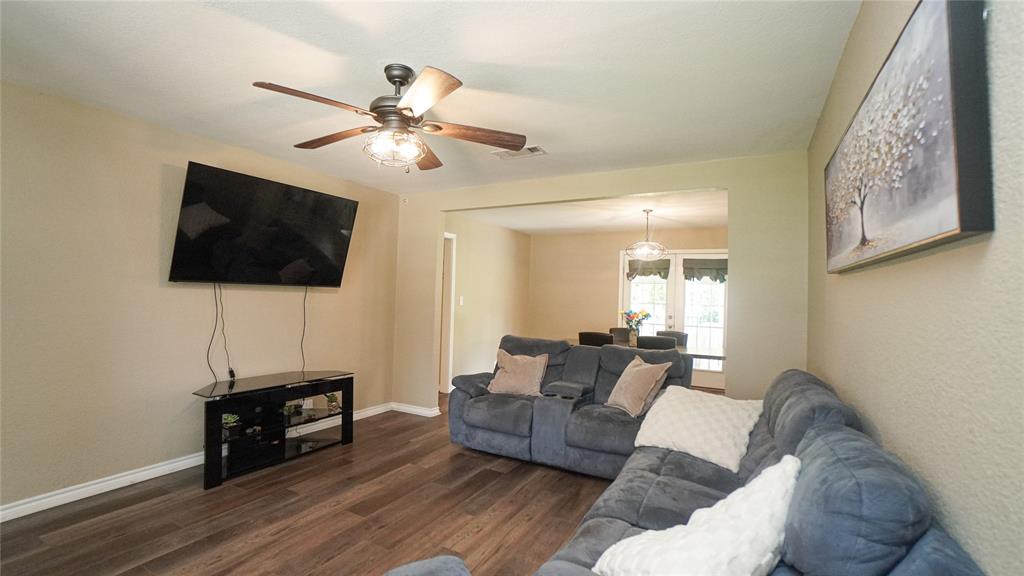 340 Northside Quinlan, TX 75474 - Photo 5 of 29