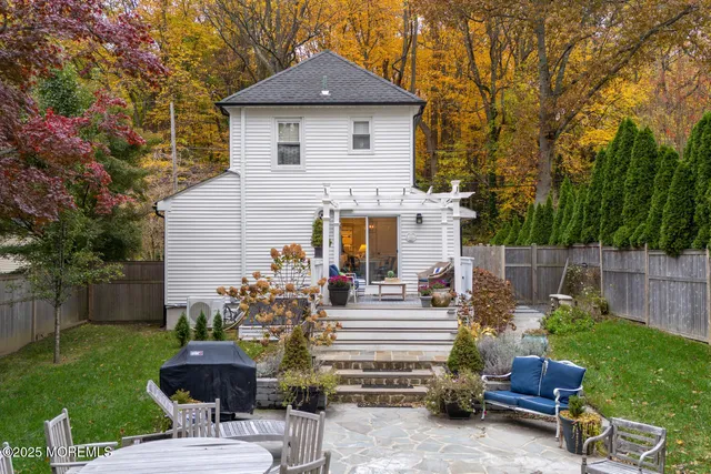 $579,000 | 303 Hillside Avenue, Atlantic Highlands, NJ 07716