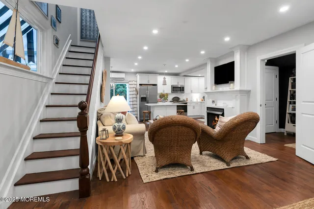 $579,000 | 303 Hillside Avenue, Atlantic Highlands, NJ 07716