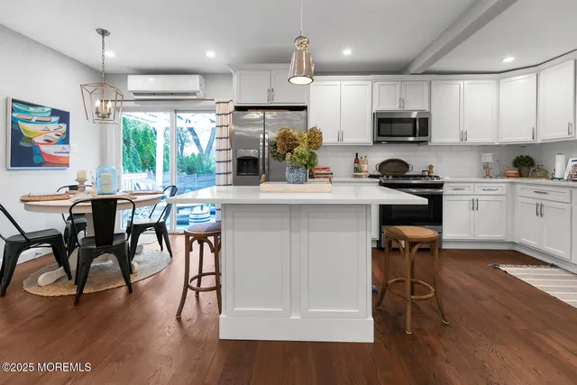 $579,000 | 303 Hillside Avenue, Atlantic Highlands, NJ 07716