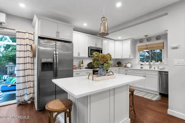 $579,000 | 303 Hillside Avenue, Atlantic Highlands, NJ 07716