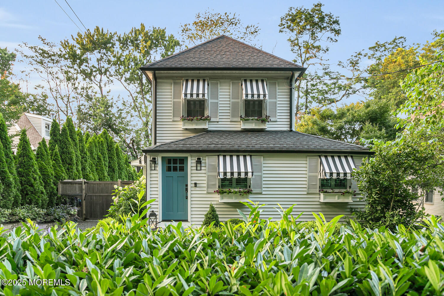 303 Hillside Avenue Atlantic Highlands, NJ 07716 - Photo 64 of 103 a front view of a house with garden