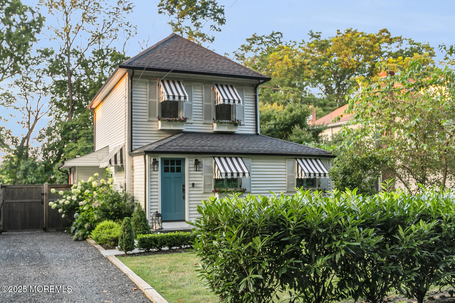 303 Hillside Avenue Atlantic Highlands, NJ 07716 - Photo 92 of 103 front view of a house