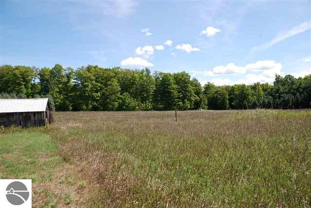 12411 Fowler Road Honor, MI 49640 - Photo 14 of 21 1739040-13.JPG