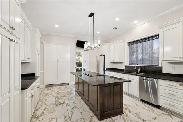 $775,000 | 118 Beau Chasse, Mandeville, LA 70471