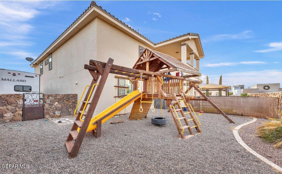 841 Golden Edge El Paso, TX 79928 - Photo 31 of 39 pic34