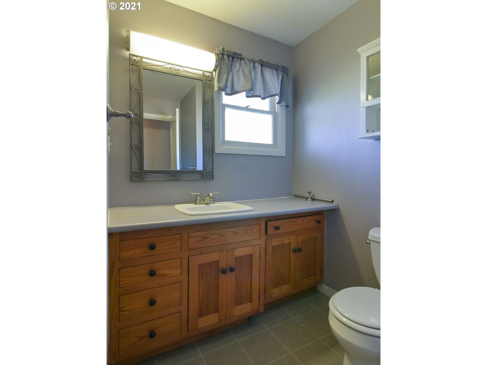 2655 Hayden Bridge Road Springfield, OR 97477 - Photo 19 of 31