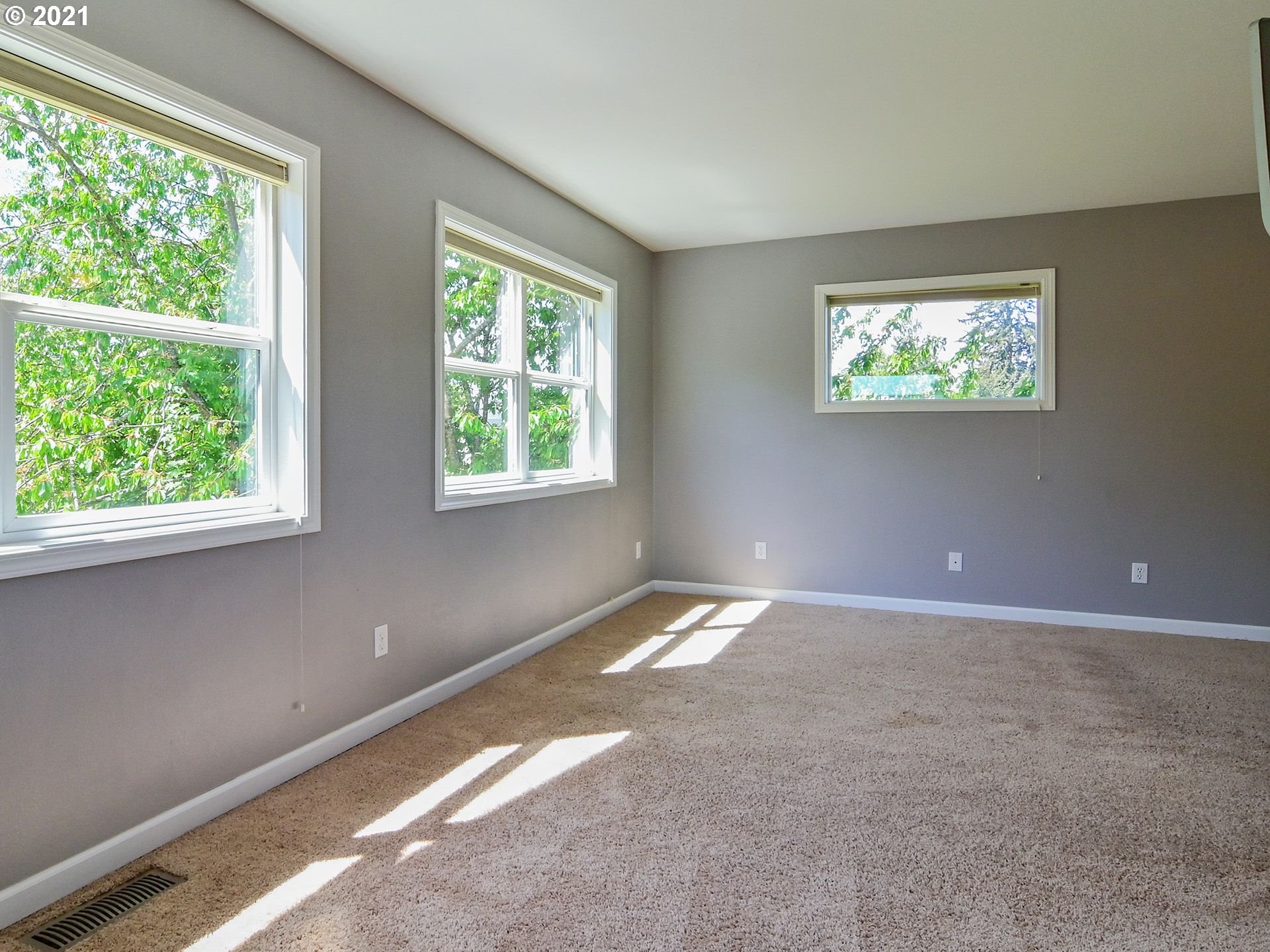 2655 Hayden Bridge Road Springfield, OR 97477 - Photo 22 of 31