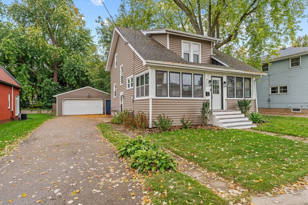 721 West 5th Street Appleton, WI 54914 - Photo 1 of 1 Gallery Image 1