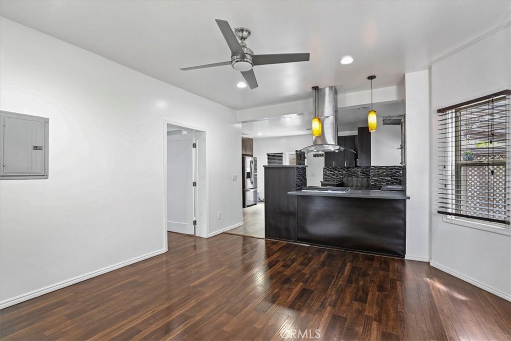1352 Elm Avenue Long Beach, CA 90813 - Photo 19 of 71 a view of kitchen and utility room