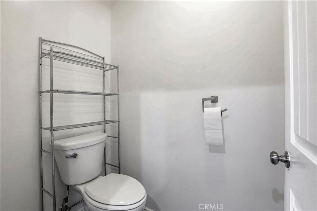 1352 Elm Avenue Long Beach, CA 90813 - Photo 32 of 71