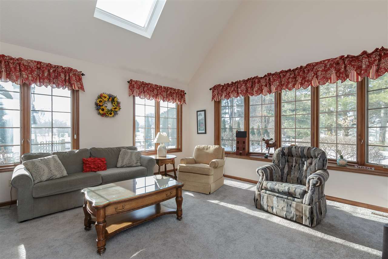 52209 Filbert Road Granger, IN 46530 - Photo 7 of 32 Gallery Image 7
