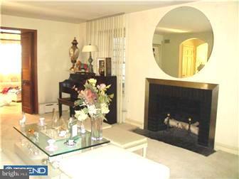 1349 Overbrook Road Wynnewood, PA 19096 - Photo 4 of 8 Living Room