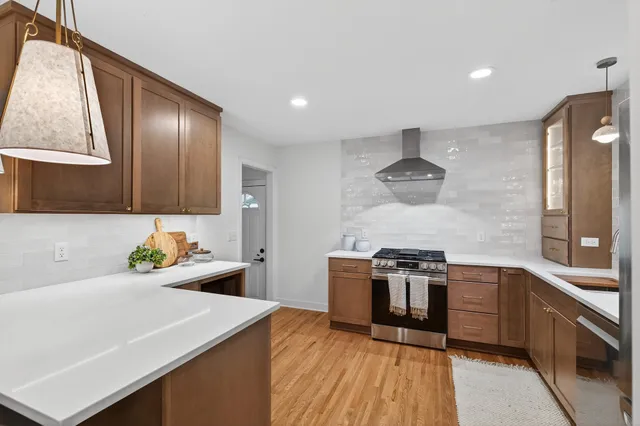 $590,000 | 5521 West 42nd Street, St. Louis Park, MN 55416