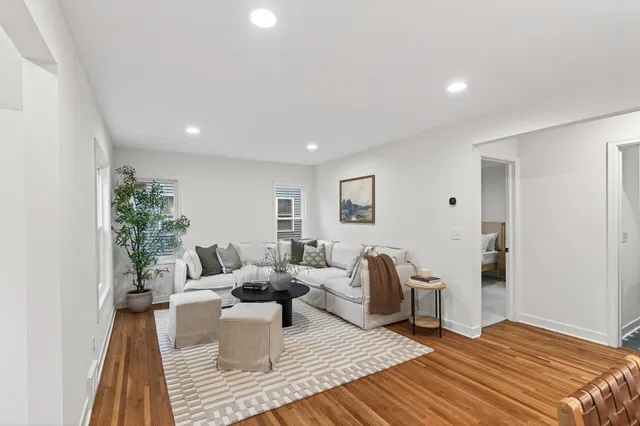 $590,000 | 5521 West 42nd Street, St. Louis Park, MN 55416