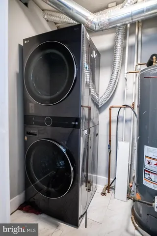 $2,900 | 138 Dale Street, Alexandria, VA 22305